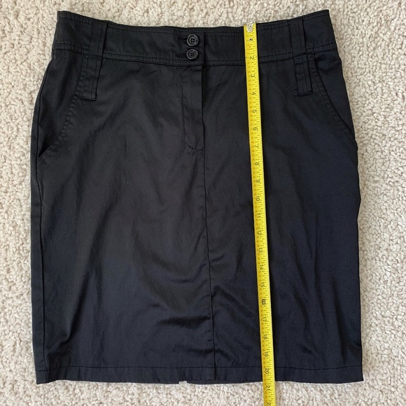 Classy Lulumary glossy black midi skirt size 9 top - Picture 5 of 7